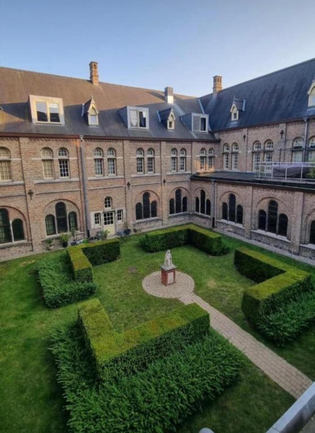 The Carmelite Apartment Ieper Exterior photo